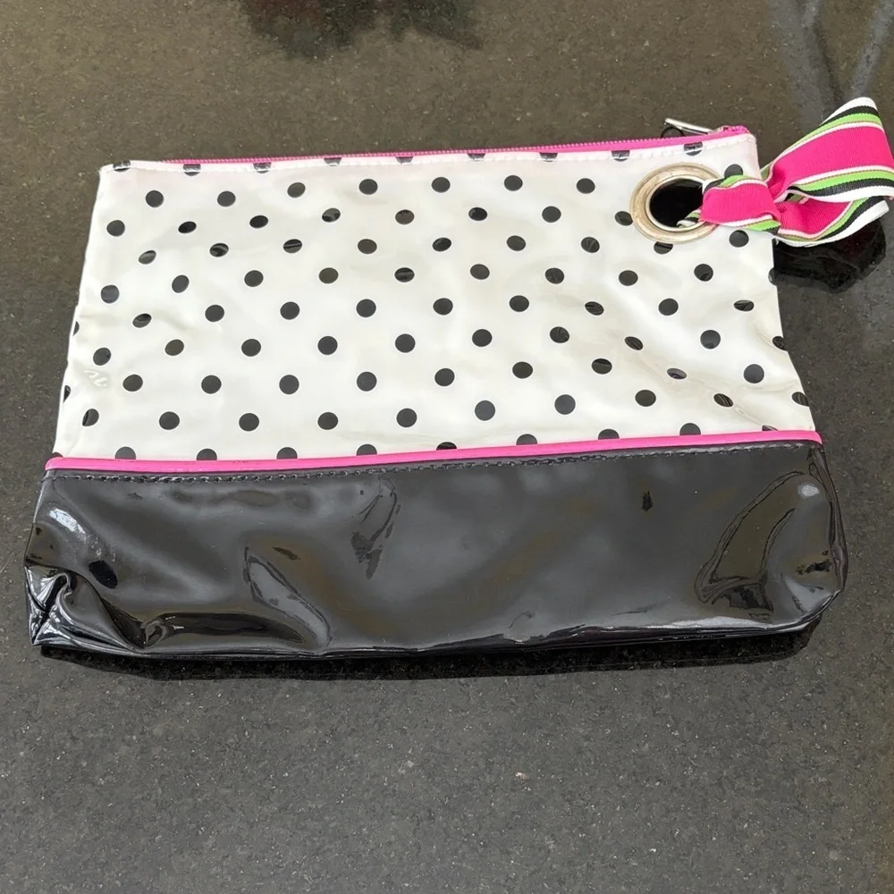 Mud Pie Black & White All PVC Polka Dot Cosmetic Bag Clutch Monogramed Pink “L”